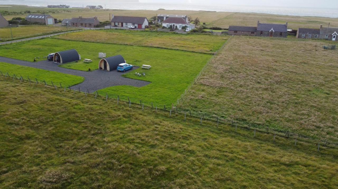 North Point Pods Hotel Thurso Buitenkant foto