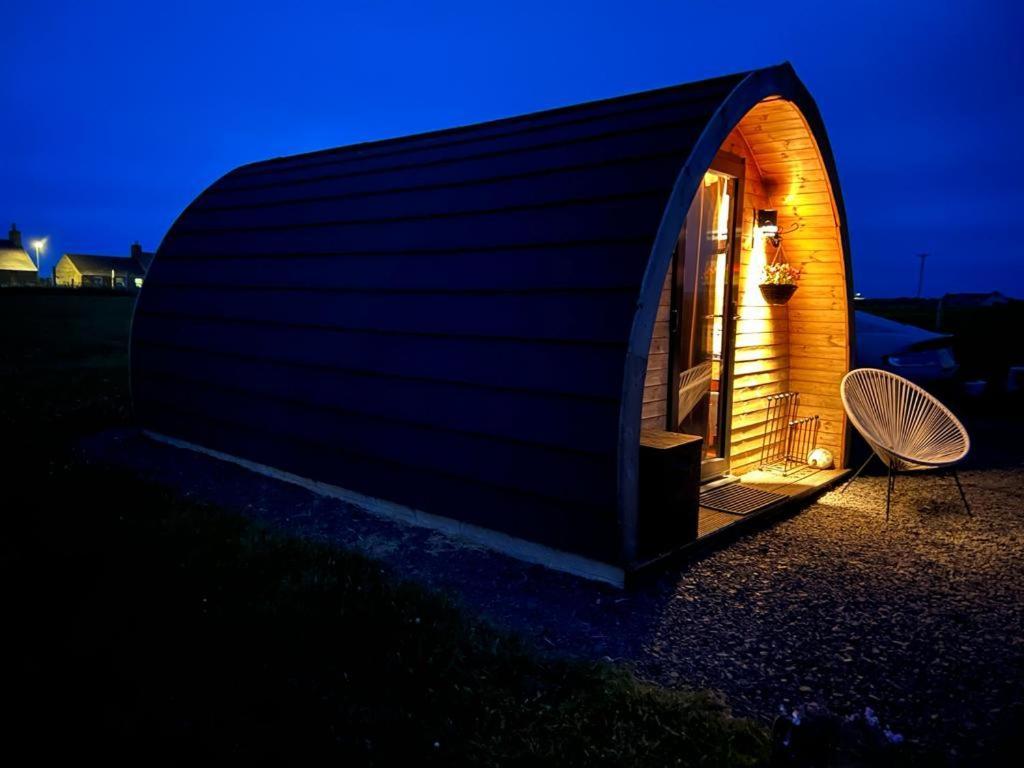 North Point Pods Hotel Thurso Buitenkant foto